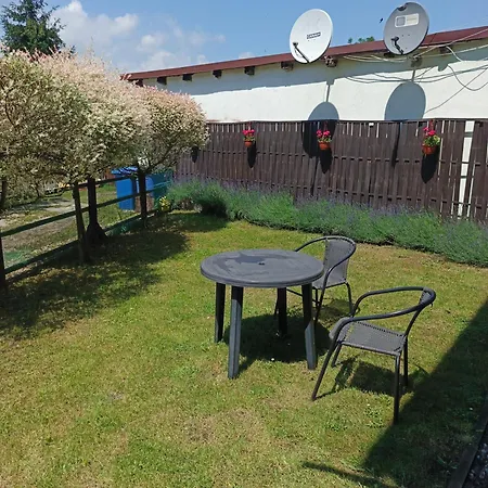Apartament Miedzylesie شقة *